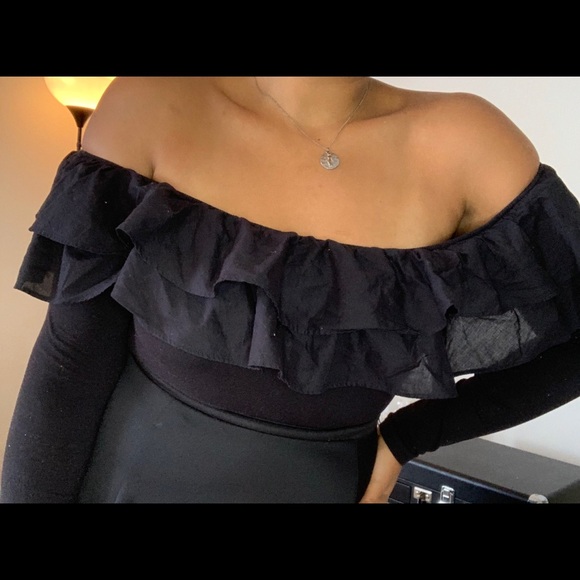 shoulder to shoulder black top - Picture 2 of 4